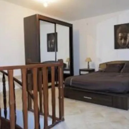 Stagnale Villa Aleria (Corsica)